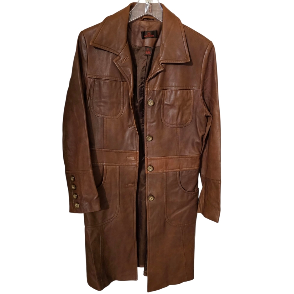 Vintage 70s Danier Leather Coat in SIZE SP